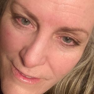 Meet your Posher, Jonella